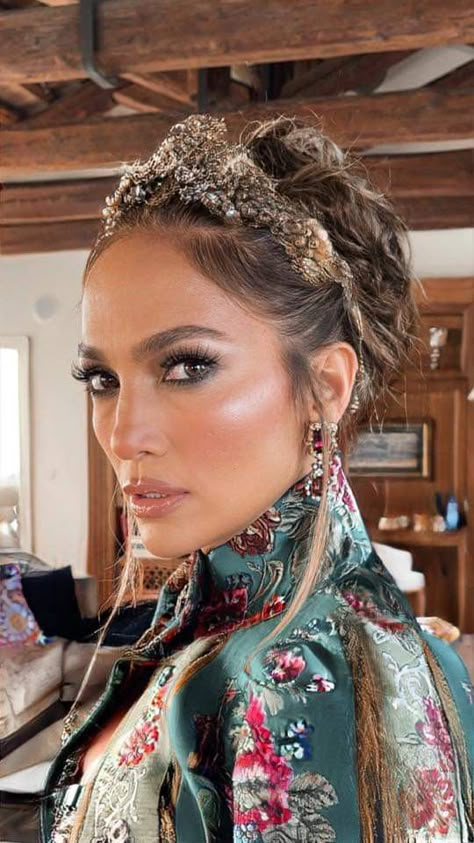 Jlo Looks, Jlo Makeup, Jennifer Lopez Makeup, Jlo Hair, Jlo Glow, J Lopez, Jennifer Lopez Hair, Jenny From The Block, Look Boho Chic