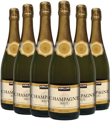 For those in the know, Costco champagne represents a surprisingly affordable yet delicious choice to celebrate any milestone in your life. Costco-Champagne Best Champagne Brands, Wine Cheat Sheet, Fun Beverages, Cristal Champagne, Wine Pics, Cheap Champagne, Champagne Brands, Moet Chandon Champagne, Wine 101