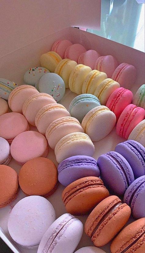 macarons, aesthetic, rainbow, colored, coffee morning, wallpaper vintage Food Pic, Happy Soul, Rainbow Aesthetic, Art How, Aesthetic Images, Macaroons, Mac And Cheese, Aesthetic Food, Animals Beautiful