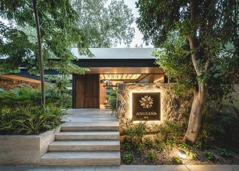 Spa Hacienda Xcanatun | Taller Mexicano de Arquitectura Chalet Interior Modern, Green Building Materials, 2023 Picture, Midcentury House, Chalet Interior, Traditional Houses, Spa Design, Hospitality Projects, Modern Architecture House