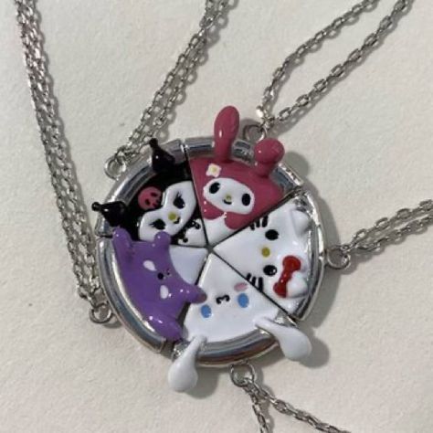 Cute Friendship Necklaces, Cute Friendship, Whimsical Necklace, Sikat Gigi, Bff Jewelry, Hello Kitty Jewelry, Hello Kitty Crafts, Pretty Jewelry Necklaces, Tanah Liat