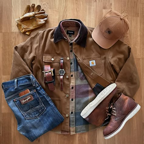 Men’s Rugged Outfits, American Workwear Style Men, Men’s Retro Fashion Summer, Construction Manager Outfit Men, Construction Worker Outfit Mens, Mens Construction Work Fashion, Men’s Workwear Style, Men’s Carhartt Fashion, Engineer Outfit Man