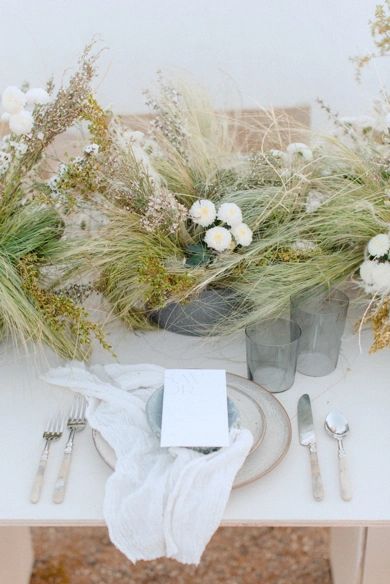 How To Have A Sexy Minimalist Elopement At An AirBnb Minimalist Elopement, Romance Fashion, Joshua Tree Wedding, Tablescape Inspiration, Ethereal Wedding, Wedding Reception Inspiration, Bouquet Arrangements, White Wedding Flowers, Floral Arrangements Wedding