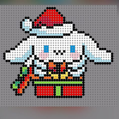 Perler Bead Patterns Cinnamoroll, Christmas Pixel Art Aesthetic, Hama Beads Christmas Pattern, Christmas Pixel Art, Hama Beads Christmas, Melty Bead Designs, Hama Art, Melt Beads Patterns, Christmas Perler Beads