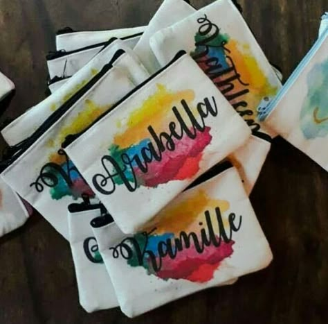 Name On Canvas Painted, Canvas Pouch Painting Ideas, Painting On Pouch, Canvas Pouch Painting, Canvas Pouch Design Ideas, Pouch Painting Ideas, Name Paintings On Canvas, Name On Canvas, Pouch Painting