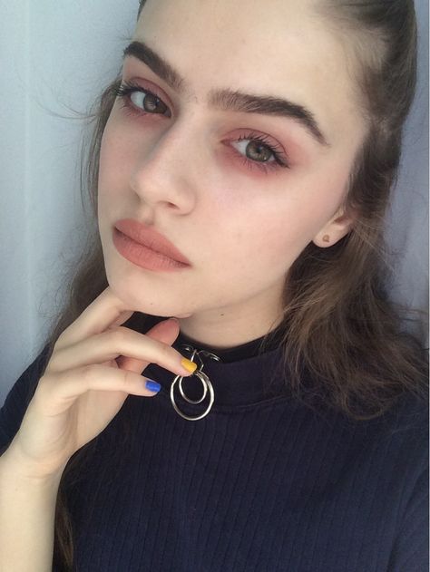 Alexa Mareka No Make Up Make Up Look, Drag Make-up, Look Grunge, White Makeup, Beauty Make-up, Grunge Look, Make Up Looks, Grunge Makeup, Makeup Goals