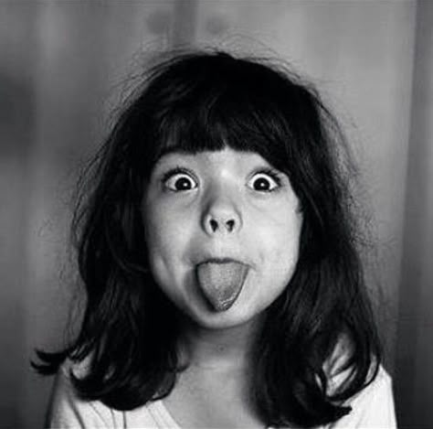 Funny Faces Reference, Expression Portrait Photography, Funny Face Reference, Expressive Face Reference, People To Draw Portraits, Happy Expression Photography, Med 100 Heads, Funny Reference Photos, Expressive Portraits Photography