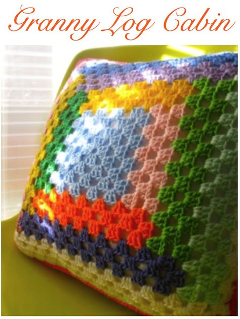 Receiving Blankets Repurpose, Log Cabin Crochet, Cabin Crochet, Crochet Blanket Stitch Pattern, Crochet Square Blanket, Cushion Embroidery, Square Pillows, Crochet Snowflake Pattern, Pillow Projects