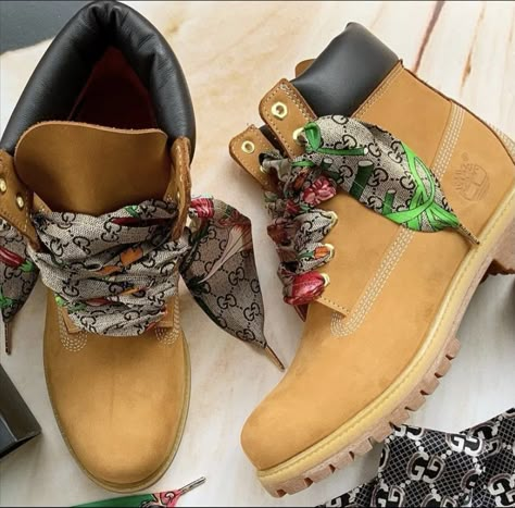 Custom Timberlands, Custom Timberland Boots, Timberland Custom, Winter Swag, 90s Hip Hop Fashion, Yellow Boots, Timberlands, Cute Boots, Black Men Fashion