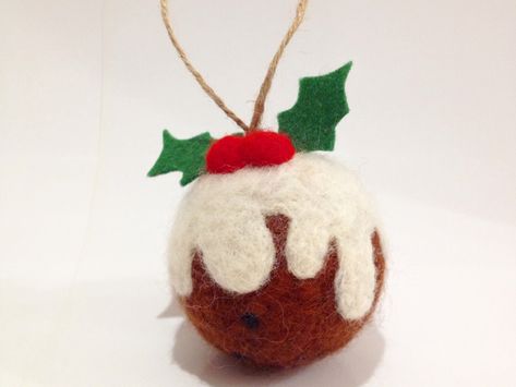 Felt Christmas Tree Decorations, Needle Felted Ornaments, Felted Christmas, Needle Felted Christmas, Homemade Christmas Decorations, Needle Felting Tutorials, Felt Christmas Decorations, Felt Christmas Tree, Needle Felting Projects