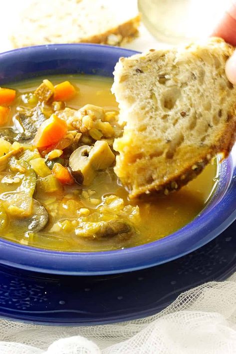 Turkey Vegetable Farro Soup Turkey Farro Soup, Farro Soup Recipes, Warm Recipes, Turkey Bone Broth, Chocoflan Cake, Farro Soup, Vegetable Soup Crock Pot, Cheese Flan, Cream Cheese Flan