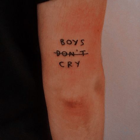 Grunge Tattoo Designs Men, Eboy Tattoo, Alternative Tattoos Grunge Men, Small Tattoo Ideas Alt, Hand Tattoo Text Men, Minimal Guy Tattoo, Kaytranada Tattoo, Bad Boy Tattoo Ideas, Restart Tattoo