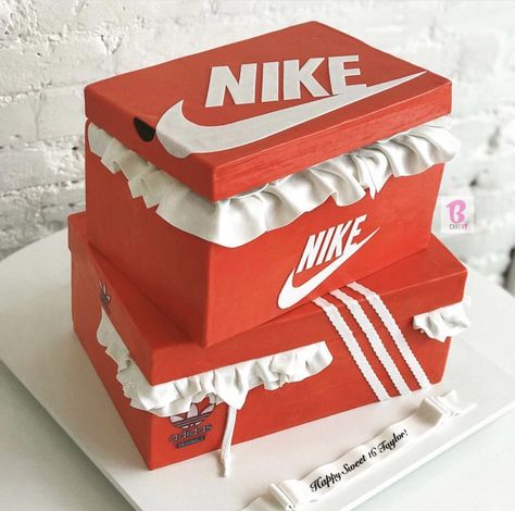 Holiday Cake Designs, Nike Cake, Shoe Box Cake, Unique Birthday Ideas, Box Cakes, Shoe Cakes, Realistic Cakes, 16 Birthday Cake, Custom Birthday Cakes