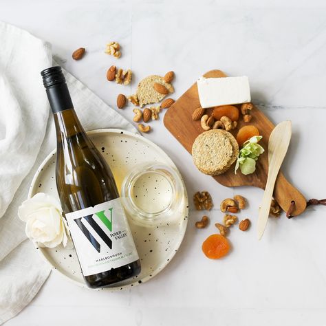 Total Wine, Glass Photography, Wine Photography, Chardonnay, Food Pictures, White Wine, Food Photography, Grapes, Mood Board