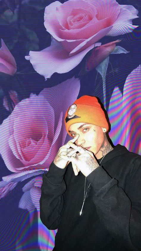 Blackbear Aesthetic, Blackbear Singer, Town Wallpaper, Western Artist, Bear Tattoo, I Still Love Him, Photo Wall Collage, Music Aesthetic, My Favorite Music