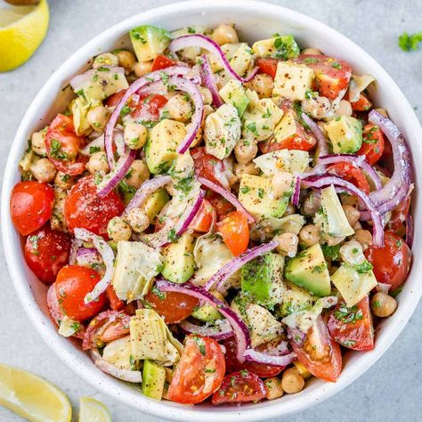 Artichoke Salad Recipes, Lemon Garlic Dressing, Baked Teriyaki Salmon, Artichoke Salad, Garlic Dressing, Fitness Meals, Simple Vinaigrette, Healthy Fitness Meals, Cilantro Lime Chicken