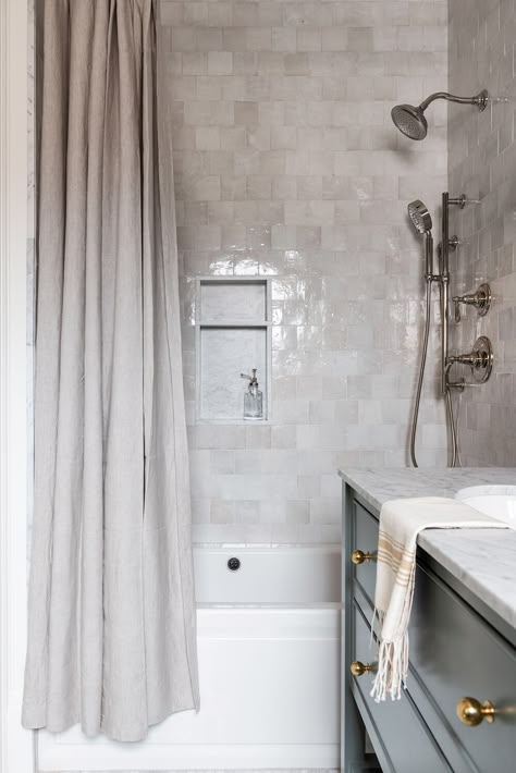 Pottery Barn Bathroom Paint Colors, Bathrooms With Gray Countertops, Fully Tiled Bathroom Walls, Joanna Gaines Bathroom Ideas, Mcgee And Co Bathroom, European Farmhouse Bathroom, Lakehouse Bathroom, Hamptons Bathroom, Studio Mcgee Bathroom