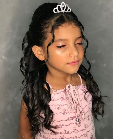 Flower Girl Makeup Kids, Wedding Hairstyles For Kids, Cinderella Hair, Afro Braids, Crown For Kids, Birthday Hairstyles, Barbie Birthday Party, Toddler Hairstyles Girl, Princess Hairstyles