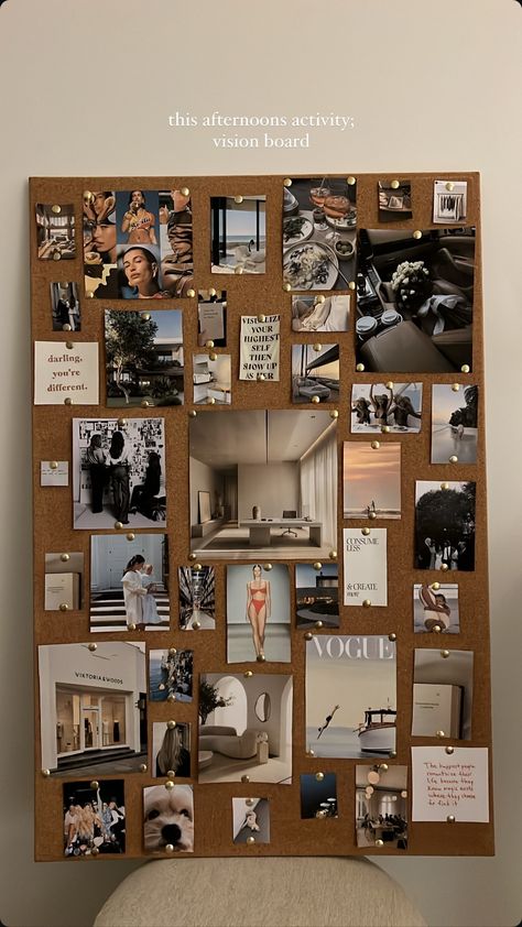 Mood Board Cork Board, Cork Photo Wall, Cork Board Ideas For Bedroom Decor, Cork Board Vision Board Aesthetic, Vision Cork Board Ideas, Cork Vision Board, Kitchen Cork Board Ideas, Cork Board Picture Collage, Photoboard Ideas