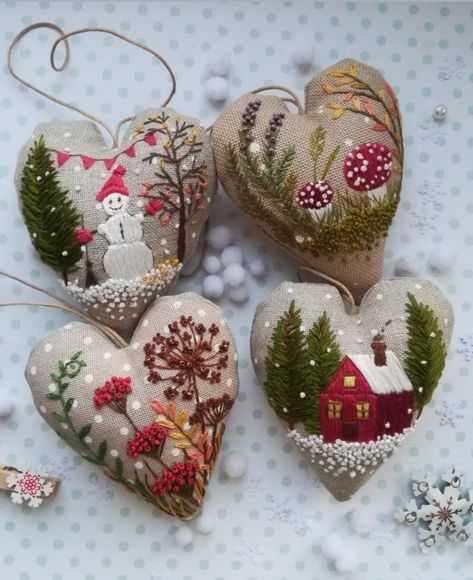 Felt Embroidered Heart Ornaments, Christmas Diyornaments, Felt Crafts Christmas, Christmas Embroidery Patterns, Embroidery Christmas, 자수 디자인, Felt Christmas Ornaments, Hand Embroidery Art, Christmas Sewing