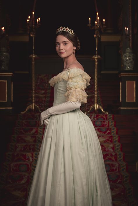 Jenna Coleman, Victoria Season 2 Jenna Coleman Victoria, Queen Victoria Wedding Dress, Queen Victoria Series, Queen Victoria Wedding, Victoria Wedding Dress, Victoria Jenna Coleman, Victoria Tv Show, Victoria Costume, Victoria 2016