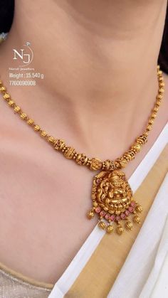 Neck Lace Designs Gold Jewelry, Neck Lace Designs, Indian Gold Necklace Designs, Simple Necklaces, Neck Pieces Jewelry, Gold Jewels Design, Indian Accessories, Gold Jewellry, New Gold Jewellery Designs