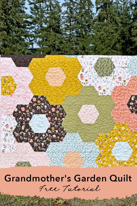 Join us on the blog for a free quilt tutorial from A Bit of Scrap Stuff to make this grandmother's garden quilt! Fabric is Wild and Free by Burlap and Blossom Patterns for Riley Blake Designs Grandmother's Flower Garden Quilt Pattern, Grandma Quilt Pattern, Free Hexagon Quilt Patterns, Easy Flower Quilt Block Free Pattern, Grandmother's Garden Quilt, Grandmas Flower Garden Quilts, Flower Quilt Patterns Free, Grandmothers Flower Garden Quilt Pattern, Hexagon Quilt Pattern Free