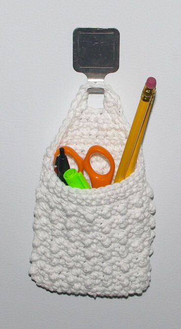 Locker Pocket Free Crochet Pattern Crochet Locker Organizer, Crochet Locker Decorations, Crochet Wall Hanger, Crochet Locker Decor, Wall Pocket Organizer, Practical Baby Shower Gifts, Note Pad Holder, Crochet Organizer, March Crafts