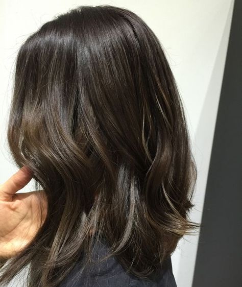 Subtle Brown Balayage, Chocolate Brown Balayage, Balayage Brown, Hair Color Asian, Subtle Balayage, Brown Hair Color, Brunette Balayage Hair, Brown Hair Balayage, Brown Balayage