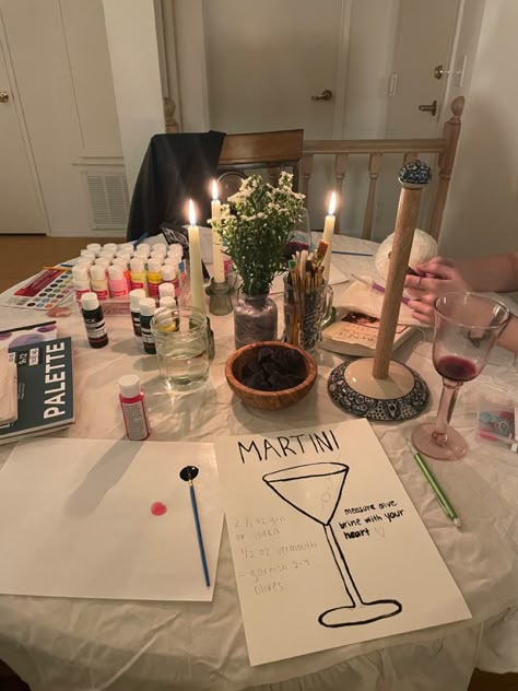 Hosting Craft Night, Sip And Paint Date, Paint And Pasta Night, Paint Party Aesthetic, Wine And Sip Painting Ideas, Art Dinner Party, Wine Night Aesthetic Friends, Pasta And Paint Party, Painting Night With Friends