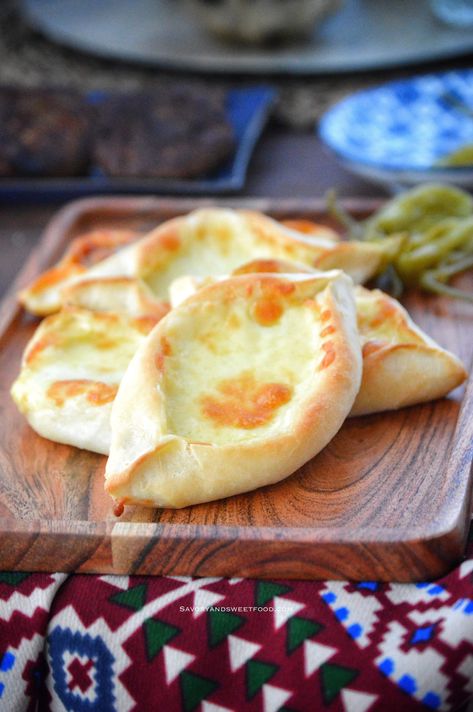 Cheese Fatayer with the Softest Melt in the Mouth Bread Middle Eastern Pastries, Middle Eastern Bread Recipes, Cheese Fatayer Recipe, Middle Eastern Breakfast Recipes, Softest Bread Recipe, Fatayer Dough, Cheese Fatayer, Fatayer Recipe, Mediterranean Bread