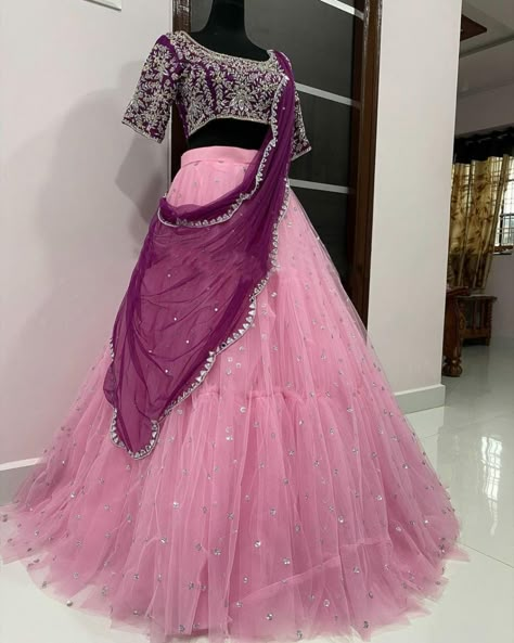 Lehnga Outfit, Pink Half Sarees, Simple Dress For Girl, Punjabi Dress Design, Mom Daughter Matching Dresses, Simple Frock Design, Long Frock Designs, Half Saree Lehenga, Long Gown Design