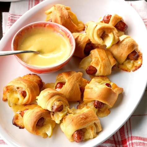 Apple-Gouda Pigs in a Blanket Apple Gouda, Menomonie Wisconsin, Crescent Roll Appetizers, Honey Mustard Salad Dressing, Mustard Salad Dressing, Sausage Roll, Pinwheel Recipes, Crescent Dough, Pigs In A Blanket