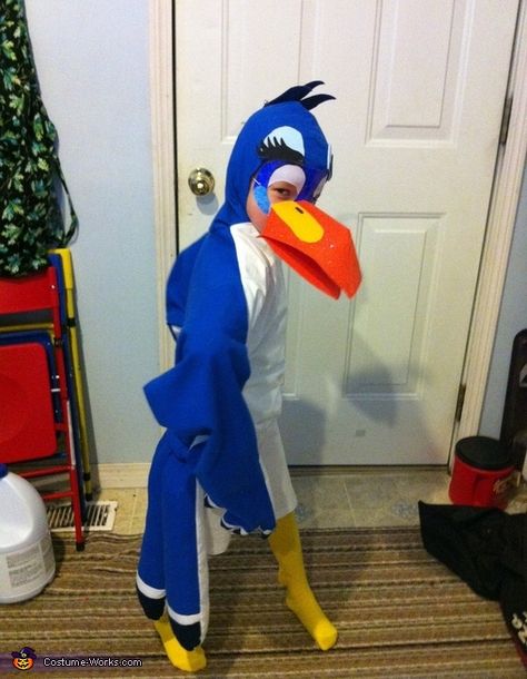 Cindy: My children are wearing the costume. I made for a school musical. They also used for Halloween. I made a simple hoody out of old blankets, added ears and a... Diy Zazu Costume, Zazu Costume, Nala Costume, Lion King Costumes, Sibling Costumes, Concert Costumes, Lion King Costume, Sibling Costume, Best Group Halloween Costumes