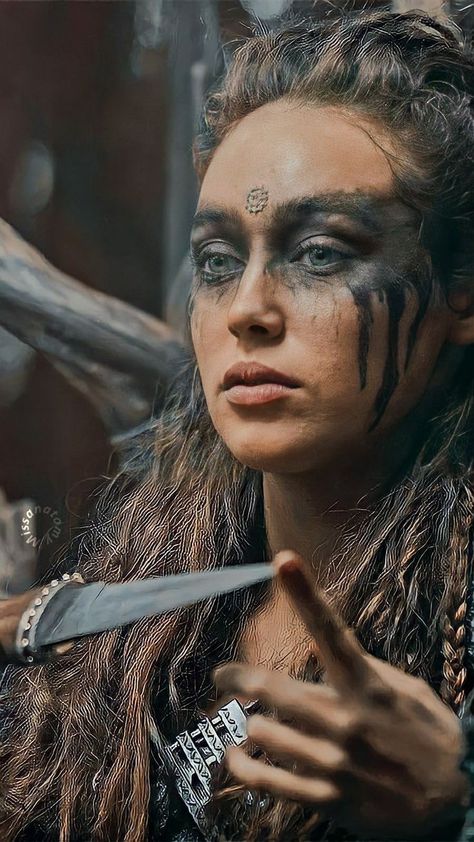 Viking Makeup, The 100 Poster, The 100 Characters, Lexa Y Clarke, Lexa The 100, The 100 Clexa, The 100 Show, Viking Costume, Viking Hair