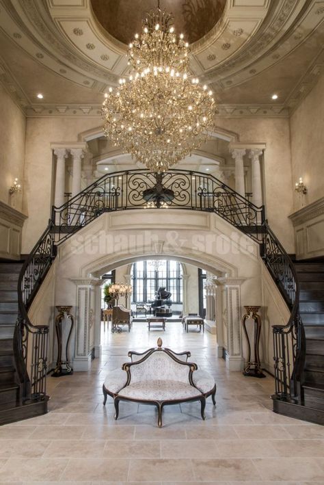 Dual Staircase, Mansion Staircase, Gang Life, Luxury Staircase, Foyer Staircase, Luxury Mansions Interior, Luxury House Interior Design, Foyer Design, Life Book