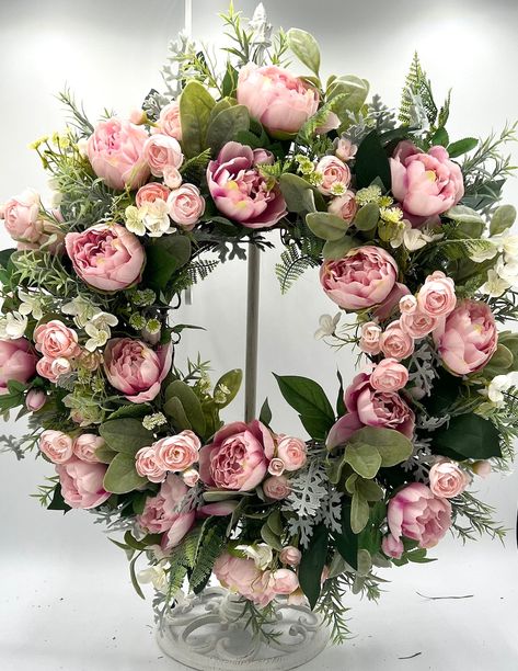 This Wreaths item by OliverBeeneDesigns has 32 favorites from Etsy shoppers. Ships from United States. Listed on 01 Apr, 2024 Pink Wreaths For Front Door, Peony Wreaths, Farmhouse Door Wreath, Front Door Pink, Silk Floral Centerpiece, Ranunculus White, Diy Floral Centerpieces, Tall Floral Arrangements, Spring Wreath For Front Door