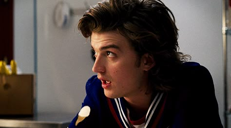 Hot Steve Harrington, Steve Harrington Gif, Male Face Claims Gif, Face Claims Gif, Male Face Claims, Noah Ark, Steve Harrington Stranger Things, Mouth Breather, Joe Kerry