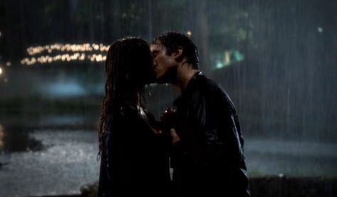 But at Comic-Con on Sunday, The Vampire Diaries panel opened with this epic video, which includes a brand-new rain kiss that gives Delena a run for their money. | Watch Ian Somerhalder And Chris Wood Recreate Delena's Epic Rain Kiss Delena Rain Kiss, Delena Quotes, Damon And Elena Kiss, Damon Y Elena, Spotify Poster, Rain Kiss, Elena Damon, Vampire Diaries Movie, Vampire Diaries Stefan