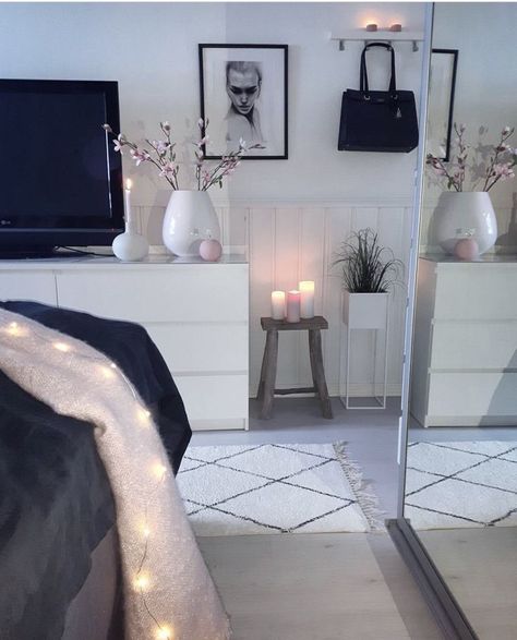 youtube: Zakia Chanell  pinterest: elchocolategirl Black And Grey Bedroom, Grey Bedroom Design, Black Bedroom, Bedroom Red, Bedroom Black, Trendy Bedroom, Gray Bedroom, White Rooms, White Room