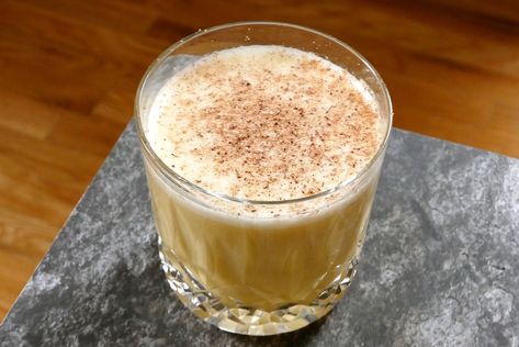 Liquor 43, Drinks To Make, Spanish Coffee, Spicy Drinks, Liquor Recipes, Liquor Drinks, Bourbon Cocktails, Cocktail Recipes Easy, Aromatic Herbs