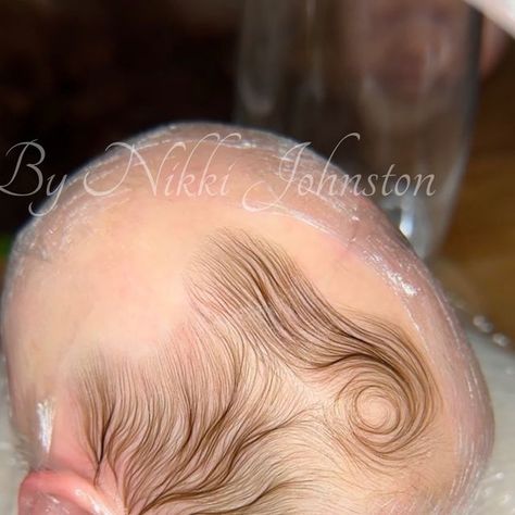 Baby Doll Hair, Doll Reborn, Painting Hair, Baby Ready, Hair Patterns, Plaster Art, Vinyl Dolls, Hair Painting, Roots Hair