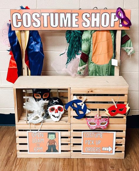 Costume Shop Dramatic Play, Preschool Dramatic Play Ideas, Dramatic Play Ideas, Tk Classroom, Ece Activities, Junior Kindergarten, Dramatic Play Activities, Halloween Centers, Dramatic Play Themes