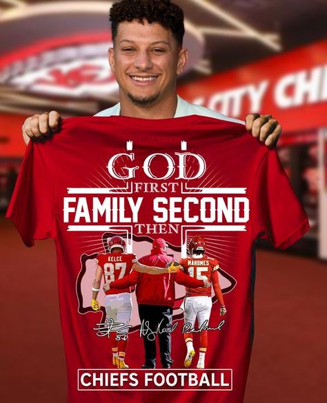 Travis Kelsey, Kelce Brothers, Pat Mahomes, Chiefs Kingdom, Chiefs Logo, Kansas City Chiefs Football, Human Kindness, Chiefs Football, Patrick Mahomes