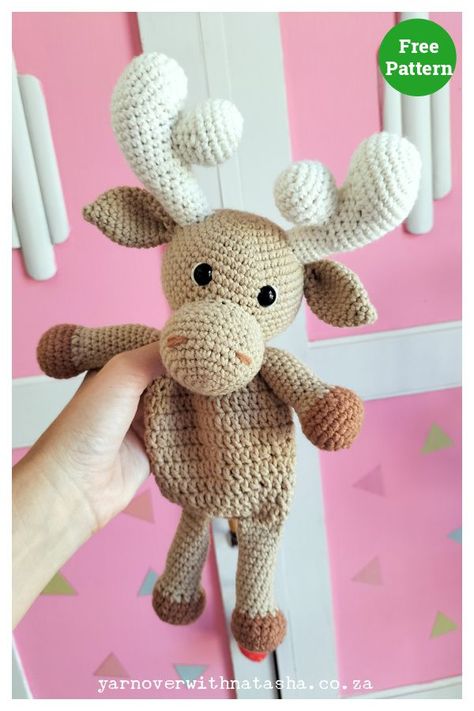 Crochet Cuddler, Amigurumi Moose, Snuggler Pattern, Crochet Moose, Lovey Crochet, Diy Crochet Patterns, Kids Blanket, Crochet Lovey, Lovey Blanket