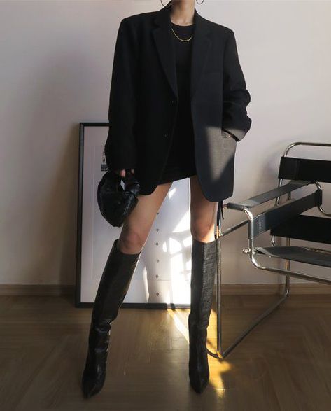 Outfit Sera, Black Korean, Girls Dress Outfits, Clothes Aesthetic, Outfit Women, Black Blazer, Blazer Dress, Outfits Casuales, Date Night Outfit