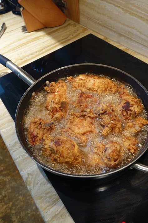 The World’s Best Southern Fried Chicken Best Southern Fried Chicken, Chicken Food Recipes, Southern Recipes Soul Food, Pan Fry, Southern Fried Chicken, Chicken Food, Fried Chicken Recipes, Winner Winner, Chicken Fried