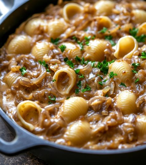 Creamy Caramelized Onion Pasta: A Luxurious Comfort Dish - Greenku Recipes Carmalized Onion Pasta Bake, Recipes With Caramelized Onions, Carmelized Onion Pasta Bake, Carmalized Onion, Caramelized Onion Pasta, How To Carmalize Onions, Comfort Pasta Dishes, Onion Pasta, Caramelized Onions Recipe