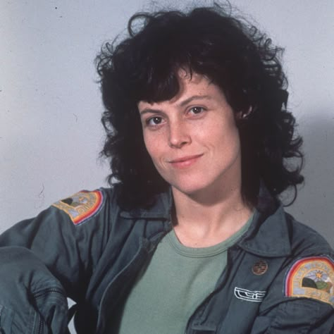 #alien Ellen Ripley Icon, Alien 1979 Aesthetic, Sigourney Weaver Alien, Ripley Alien, Alien Ripley, Ellen Ripley, Alien Movie, Alien 2, Alien 1979