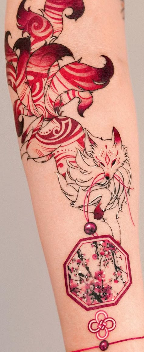 Kitsune Arm Tattoo, Kitsune Fox Spirit Japanese Art, Kitsune Fox Tattoo Design, Shiba Inu Tattoo Ideas, Japanese Folklore Tattoo, Fire Fox Tattoo, Gumiho Tattoo, Japanese Fox Tattoo Design, Fox Arm Tattoo